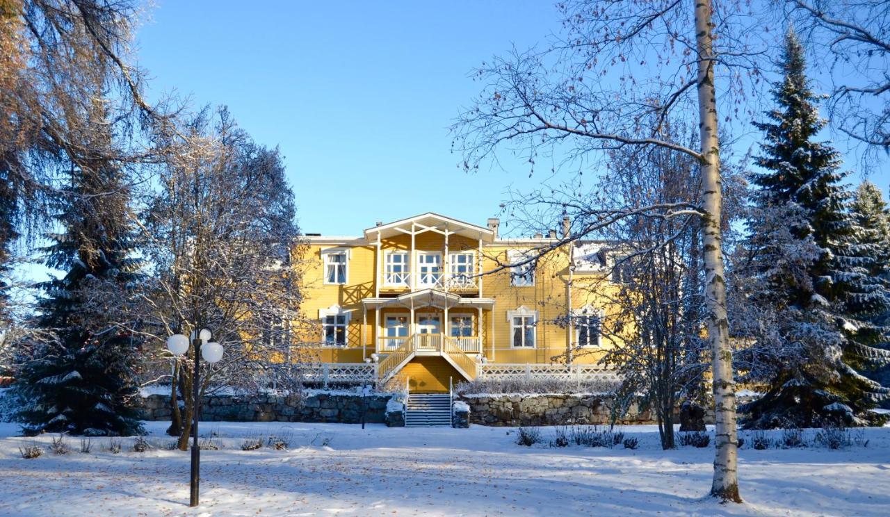 Karolineburg Manor House Hotel Kajaani Bagian luar foto